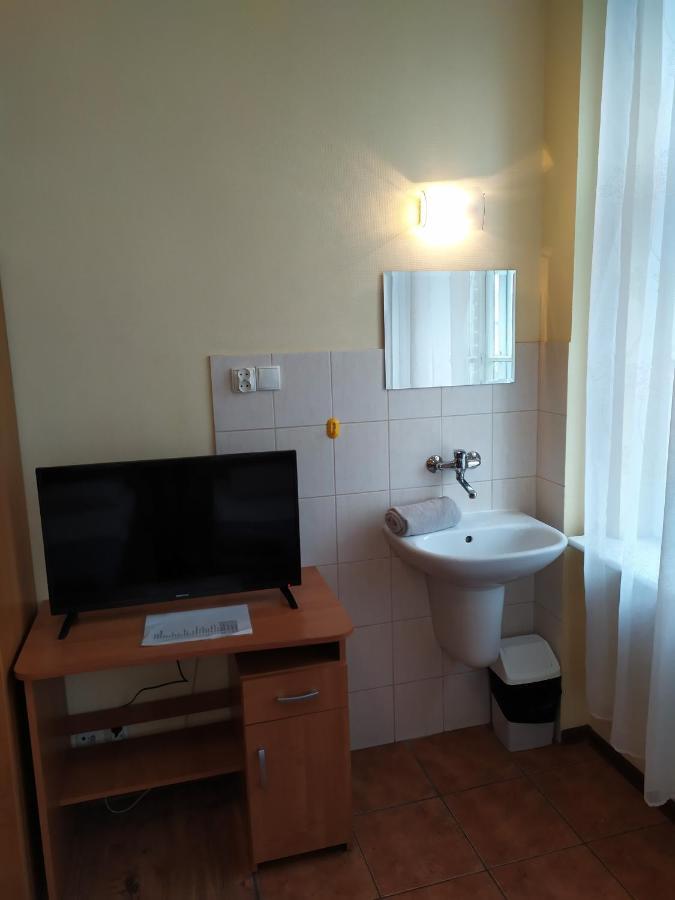 Dom Turysty Motel Kostrzyn nad Odra Kültér fotó