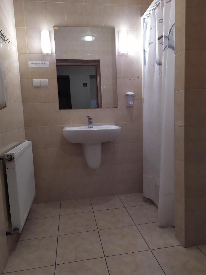 Dom Turysty Motel Kostrzyn nad Odra Kültér fotó